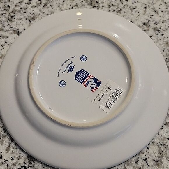 Disney Parks Cruise Dessert Appetize Plate - American Legend - Americana Mickey - Picture 2 of 3